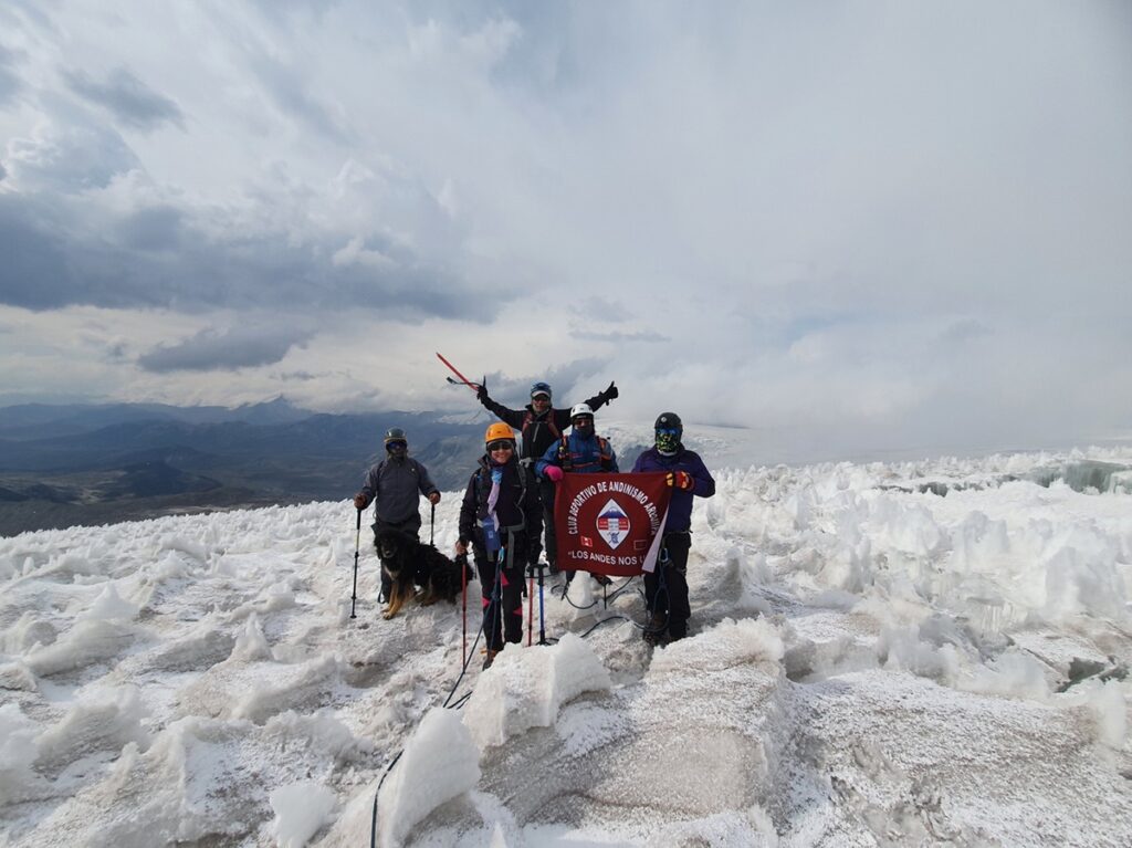 Club de andinismo y montañismo de arequipa